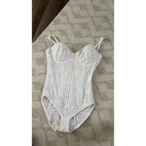 0153. Vintage Floral Lace Corset Bodysuit White Size 38C Pinup Lingerie